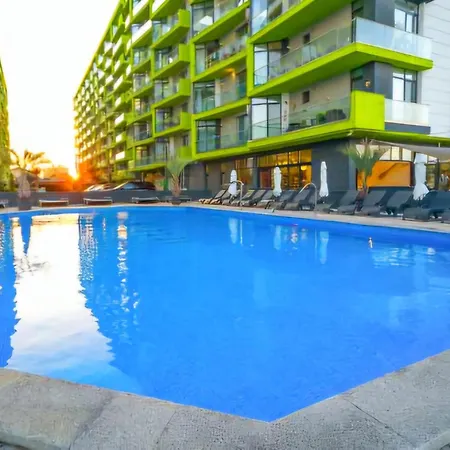 Apartamento Azizi Sea Breeze Premium - Pool & Langa Plaja Năvodari