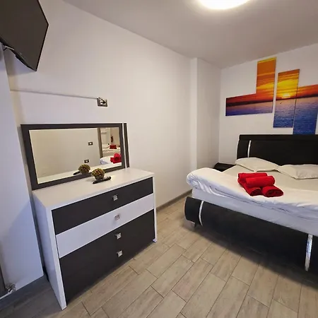 Apartamento Azizi Sea Breeze Premium - Pool & Langa Plaja *